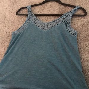 barely used summary tank top